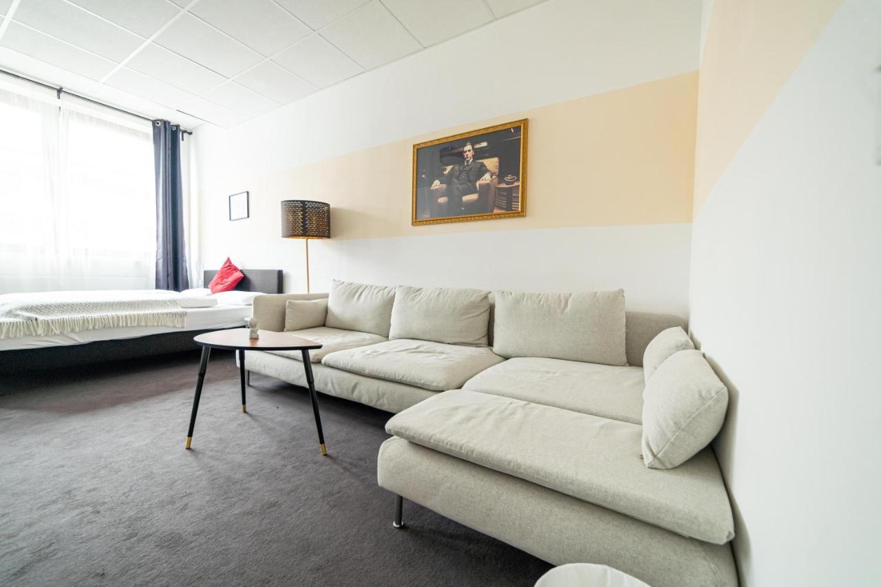 Full House - Shared Bath&kitchen Aparthotel *