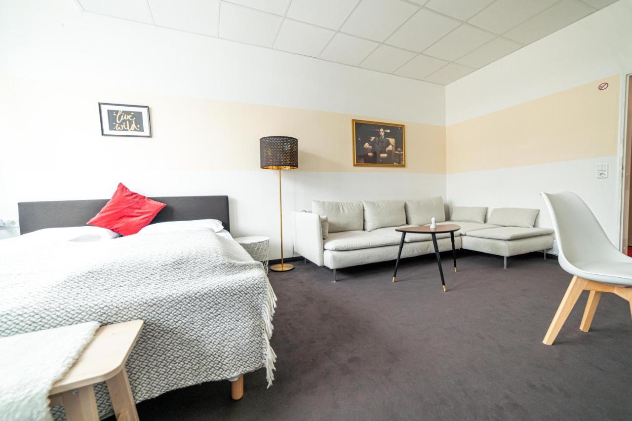 Full House - Shared Bath&kitchen Aparthotel