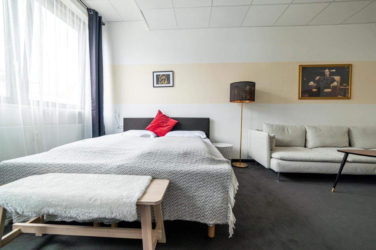 Full House - Shared Bath&kitchen Aparthotel Nürnberg