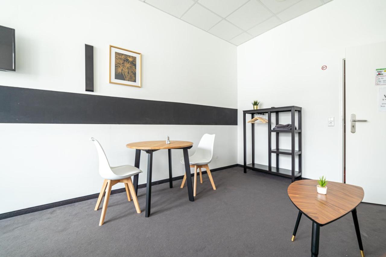 Aparthotel Full House - Shared Bath&kitchen Nürnberg