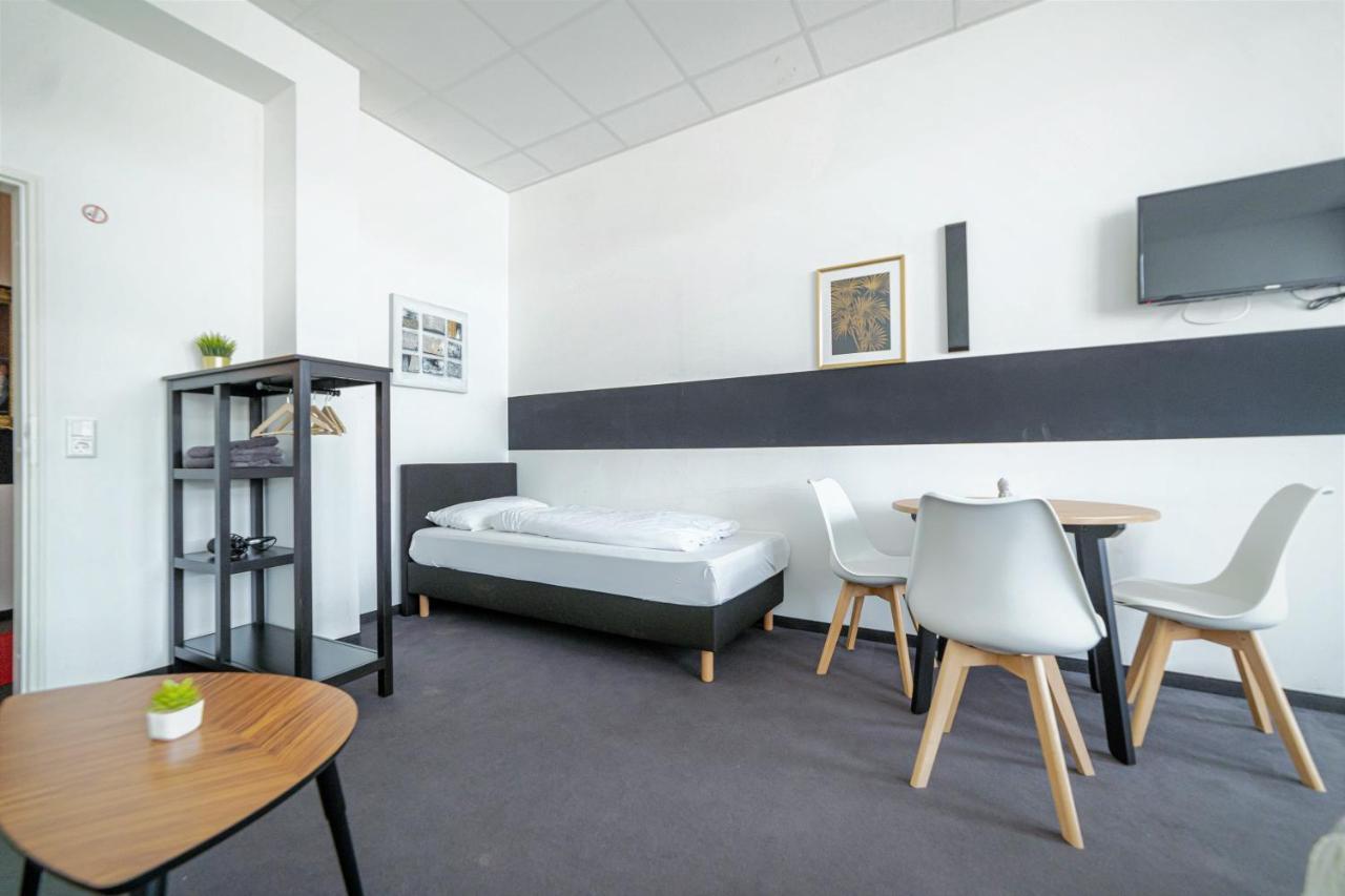 Full House - Shared Bath&kitchen Aparthotel