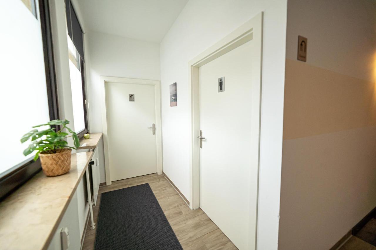 Aparthotel Full House - Shared Bath&kitchen